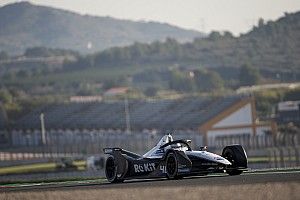 Jajovski Akui Start Balapan Formula E Rumit