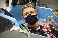 Fotos: Mick Schumacher ajusta su asiento para el debut en F1