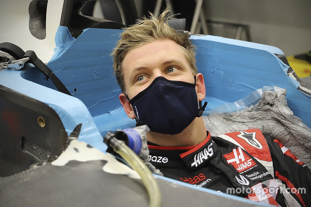 Schumacher moest week in quarantaine voor passen stoeltje