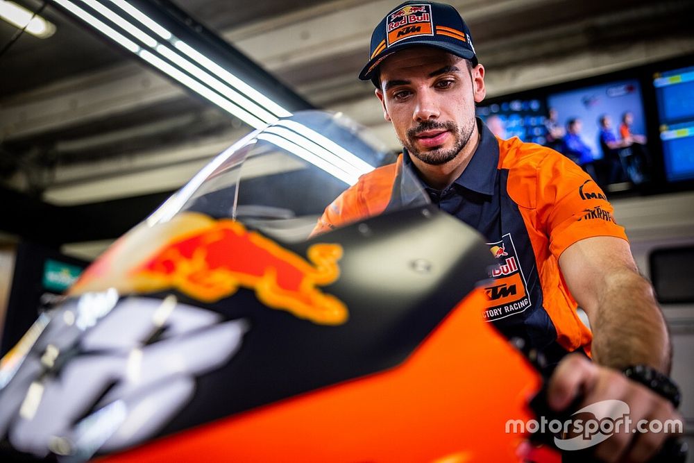 Miguel Oliveira Segera Dapatkan SIM Motor