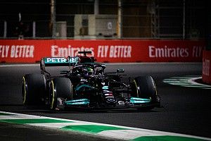Hamilton es llamado a ver a los comisarios en Arabia