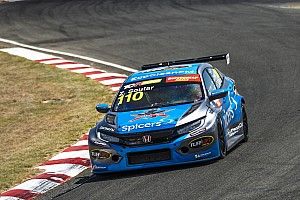 Tasmania TCR: Soutar wins red-flagged final race