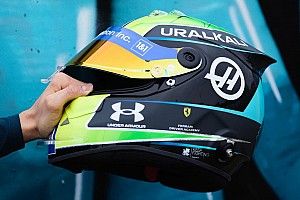 F1: Schumacher apresenta capacete para temporada 2022; veja imagens