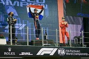 Sainz: A piros zászló tisztességesebb megoldás lett volna