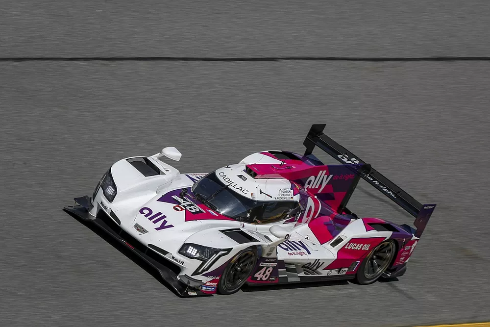 #48 Action Express Cadillac DPi: Mike Rockenfeller, Kamui Kobayashi, Jimmie Johnson, Jos&eacute; Mar&iacute;a L&oacute;pez
