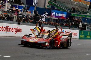 Molina, tras entrar en el olimpo de Le Mans: "Luchamos much&iacute;simo; &iexcl;por fin!"