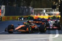 Norris blokował, Piastri wygrał