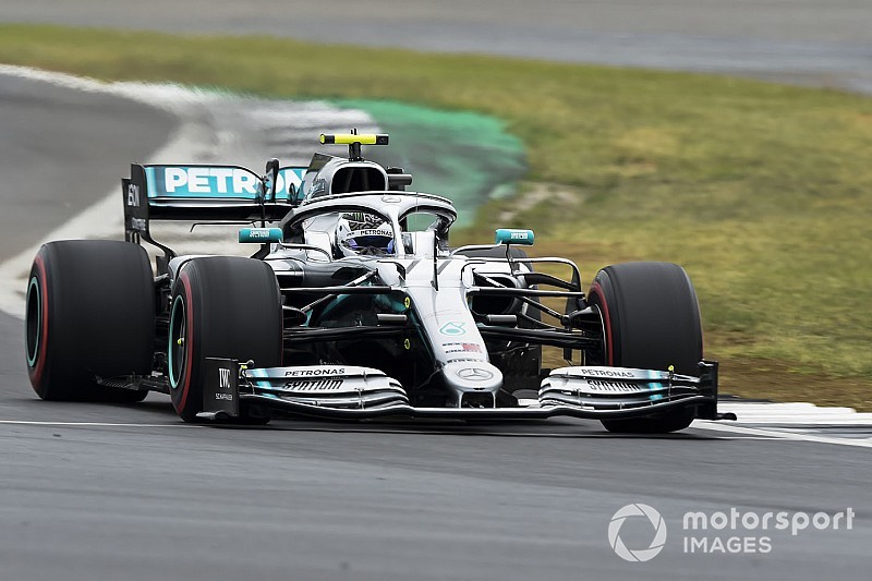 Bottas verslaat Hamilton en Leclerc voor pole, Verstappen op P4