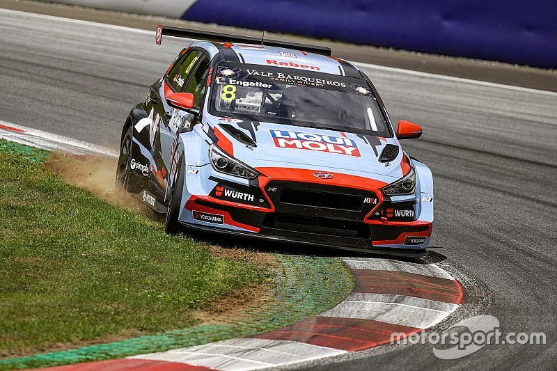 TCR Europe: Engstler vince di prepotenza Gara 2 al Red Bull Ring