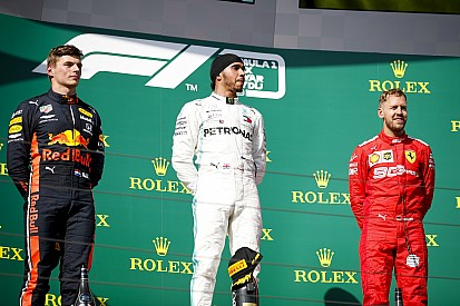 Valami, amit Verstappen nem tud elképzelni Hamiltonról: Vettel személyisége közelebb áll hozzá