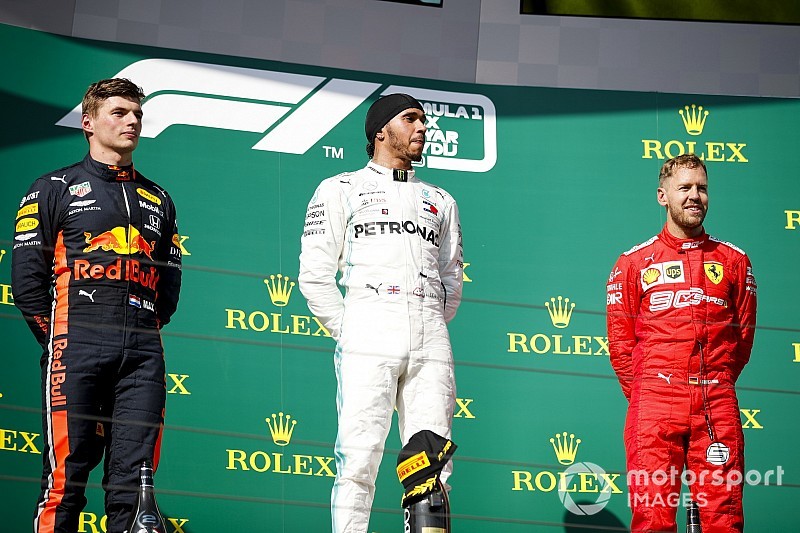 Valami, amit Verstappen nem tud elképzelni Hamiltonról: Vettel személyisége közelebb áll hozzá