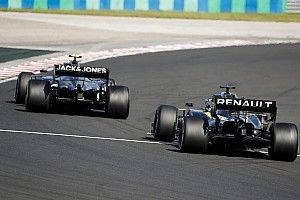 Steiner over klachten Ricciardo: "We zijn hier om te racen"