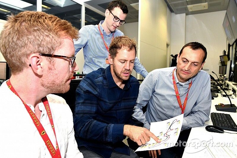 Egy kissé ritka beszámoló a Ferraritól: Vettel napja Maranellóban