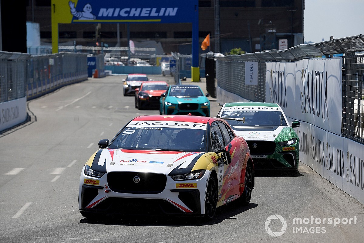 El Jaguar I-PACE eTrophy, primera víctima del coronavirus