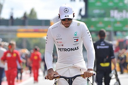 Lewis Hamilton 52 millió dollárért kínálja New York-i lakását