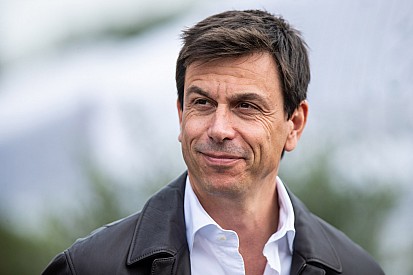 Wolff: "Dacht eerst nog dat de Formule E het niet zou redden"