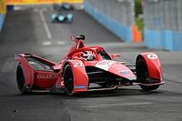 Dennis frustrated by lack of Rome E-Prix pace, di Grassi "divebomb"