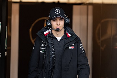 Ocon: “Mercedes’te elde ettiğim deneyim bana Renault’da yardım edecek”