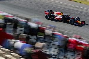 Jos Verstappen, Red Bull'un Mercedes'in gerisinde olduğunu düşünüyor