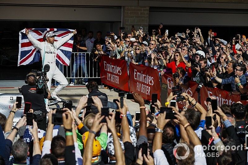 Hamilton campeón, victoria para Bottas en Austin