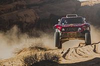 Sainz brilla, Alonso se luce y Peterhansel gana camino de Riad