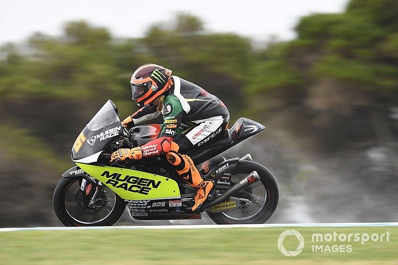 Moto3, Sepang, Libere 1: sull'umido brilla Migno