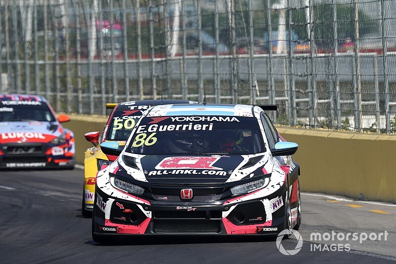 Guerrieri inicia fuera del top 10 en Malasia
