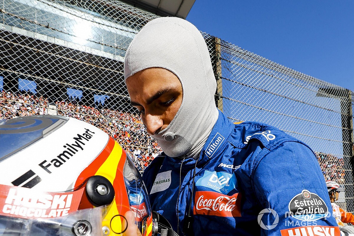 Sainz Verstappen életét is megnehezítheti a Ferrarival: jöhet a visszavágó