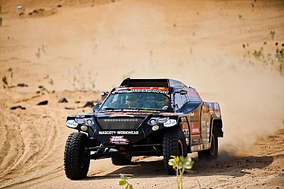 Tim en Tom Coronel goed uit de startblokken in Dakar 2020