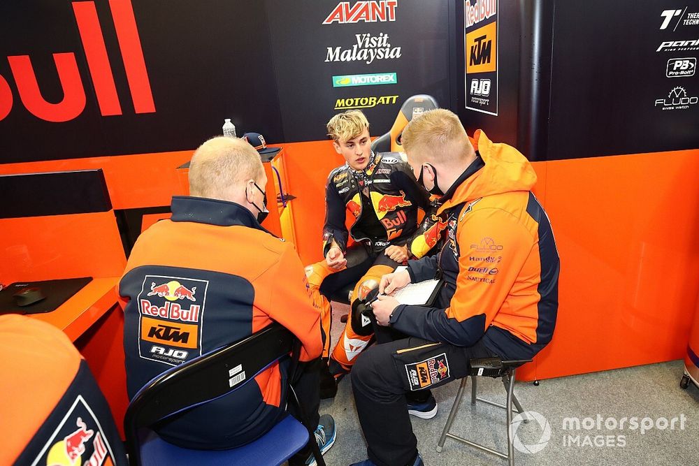 Aki Ajo Maklumi Kesalahan Masia-Acosta di Moto3 Prancis