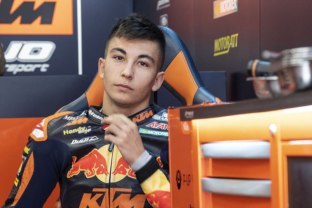 Raul Fernandez Tegaskan Ingin Tetap di Moto2