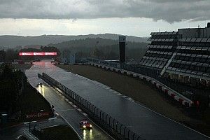 Nurburgring 24 Hours red-flagged due to fog after crashes
