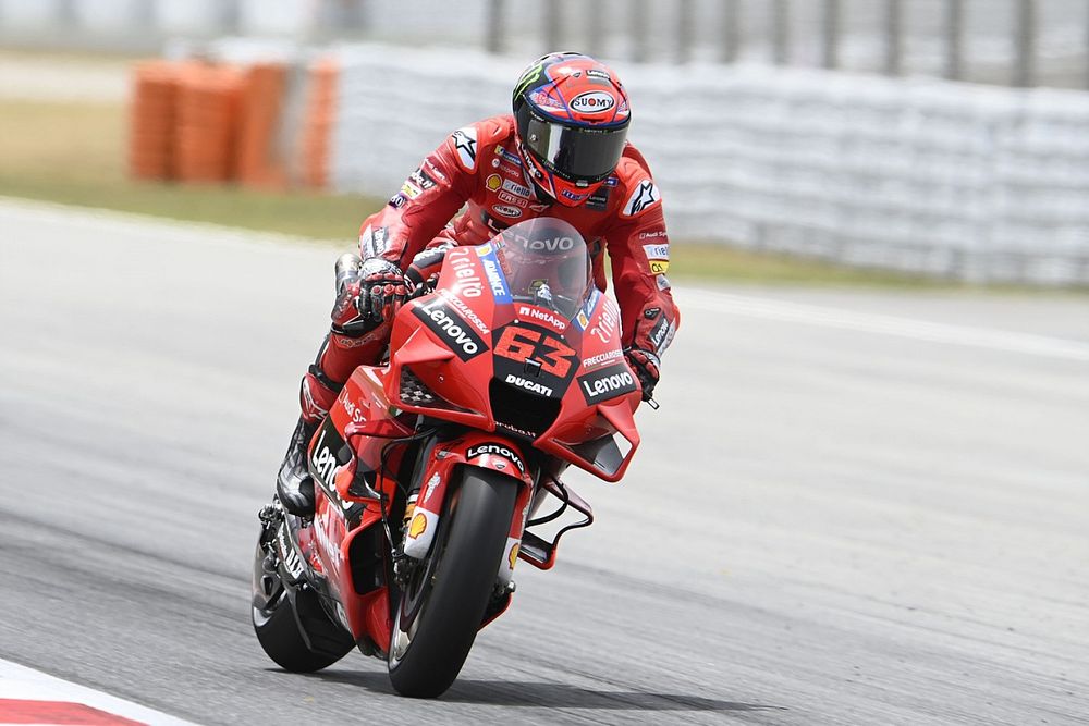 Bagnaia Bertekad Tempel Quartararo Sepanjang Balapan