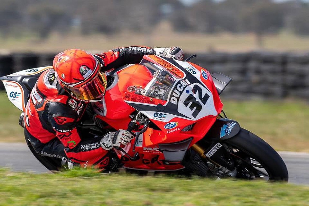Oli Bayliss Mengejar Impian bersama Ducati