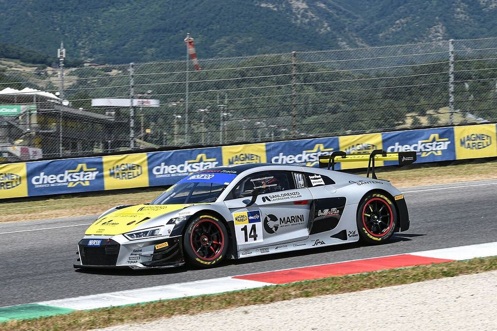 #14 Audi Sport Italia, Audi R8 LMS GT3: Filip Salaquarda, Karol Basz, Vito Postiglione

