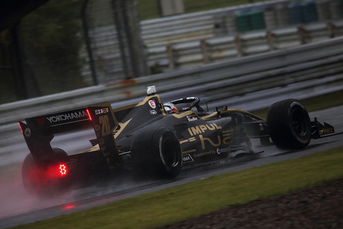 Hirakawa "lucky" to suffer DNF in half-points race