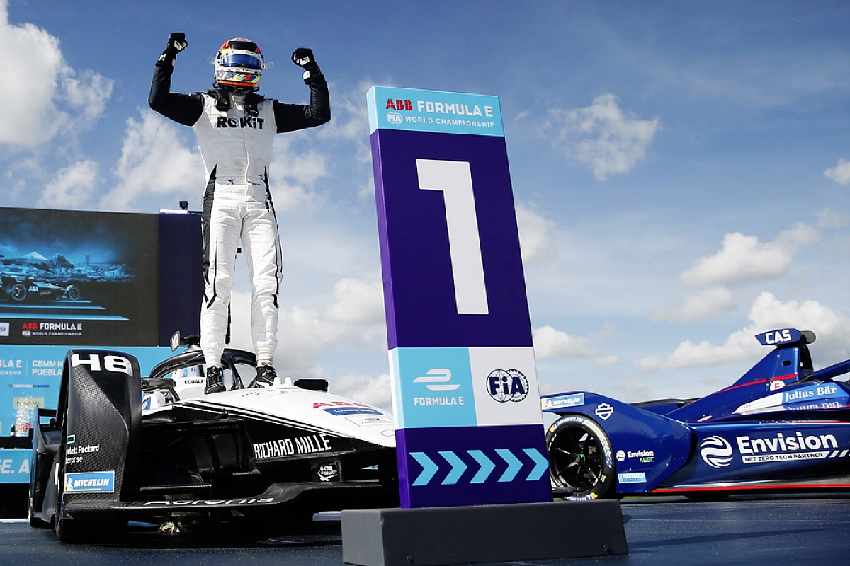Puebla E-Prix: Mortara holds off Wehrlein to secure FE victory