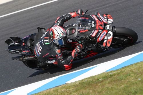  Bezzecchi lidera un Warm Up que entierra todav&iacute;a m&aacute;s a Bagnaia