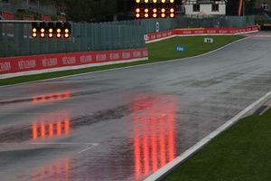 La FIA lo explica: por esto se retrasó tanto el GP de Bélgica 2025 de F1