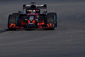 СМИ: Red Bull покажет новую машину на день позже Ferrari