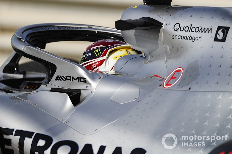 Hamilton szerint Bahreinben a feje tetejére állhat az F1-es erősorrend: a Ferrari feltámadt