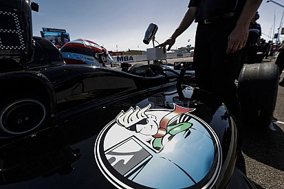 Ed Jones suffers broken bone in hefty St Pete shunt