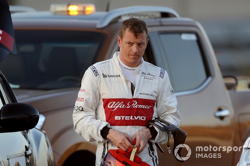Kimi diz que transição da Ferrari para Alfa Romeo tem sido “fácil”