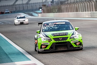 Tamás Tenke correrà con Zengő Motorsport come wildcard all'Hungaroring