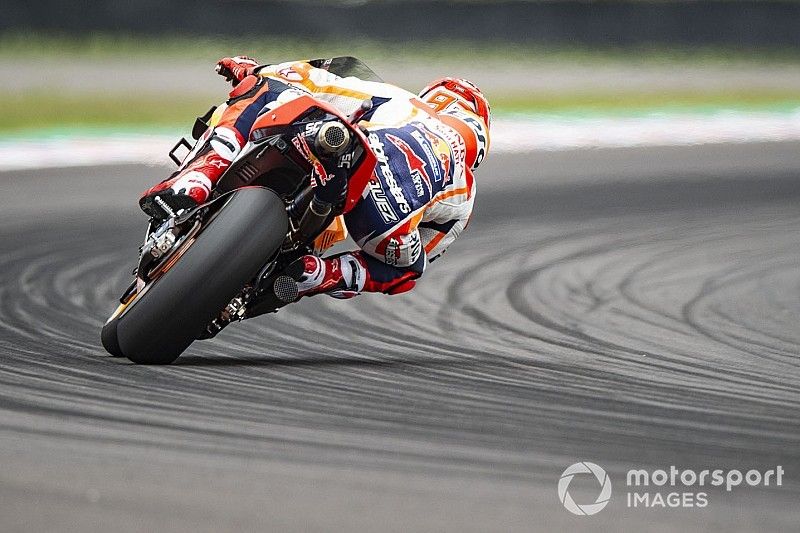 Márquez lidera la tercera práctica en Termas