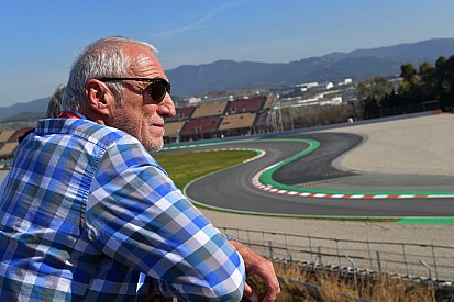 Mateschitz valt Marko bij: "Hebben voor het eerst een competitieve motor"
