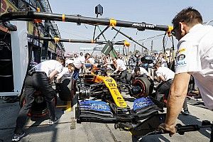 Sainz dice que McLaren ha visto "rendimiento prometedor" en su coche