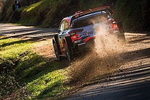 WRC Corsica: Evans krijgt leiding terug na tijdverlies vanwege Meeke