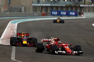 Verstappen lamenta fim de temporada “entediante”