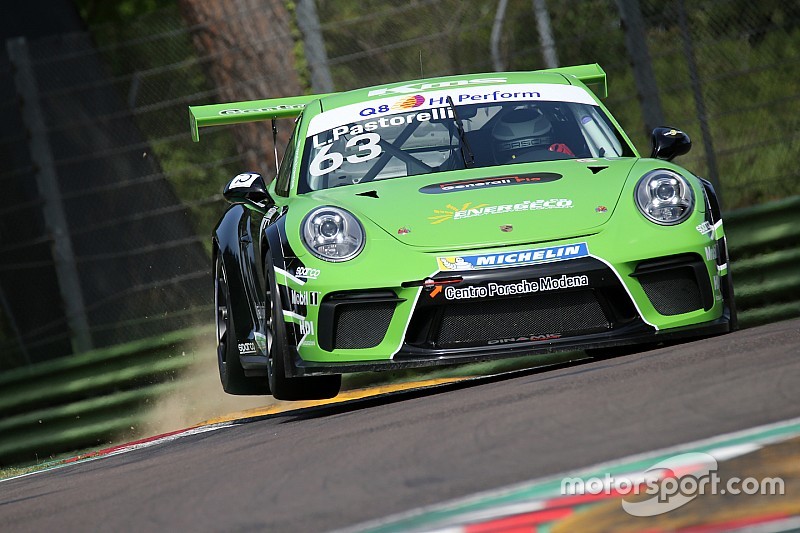 Fotogallery: la prima tappa della Carrera Cup Italia ad Imola